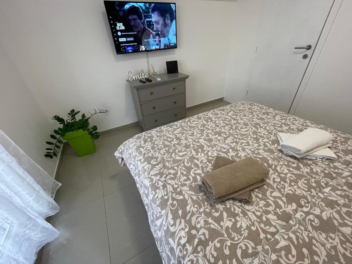 Apartman 1 Apartment Sremska Mitrovica Exterior photo